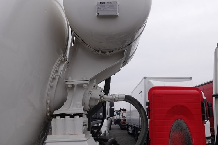 Scania / P 410 / 8X4 / BETONOMIESZARKA / GRUSZKA SCHWING STETTER / 9 m3 / EURO 6 zdjęcie 21
