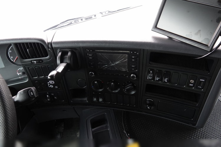 Scania / P 410 / 8X4 / BETONOMIESZARKA / GRUSZKA SCHWING STETTER / 9 m3 / EURO 6 zdjęcie 37