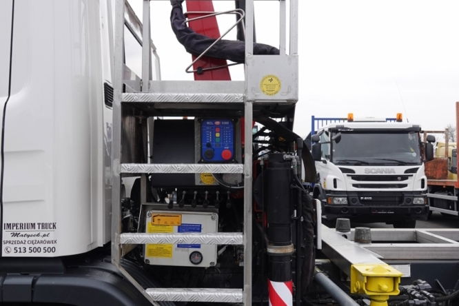 Scania P 320 / 4X2 / WYWROTKA BDF + HDS HMF 635 / STERIWANIE RADIOWE / CHWYTAK / EURO 6 / BDF + KIPPER + HDS  zdjęcie 25