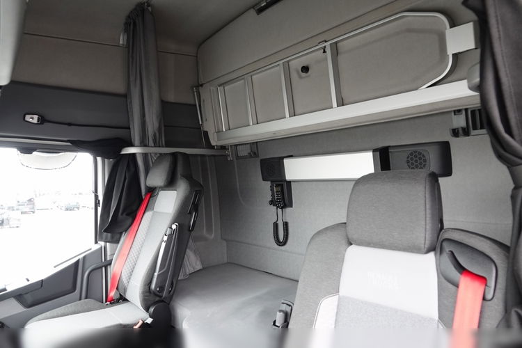 Renault T 520 / 13L / HIGH CAB / 2022 ROK / 170 TYS. KM / PO KONTRAKCIE SERWISOWYM zdjęcie 25