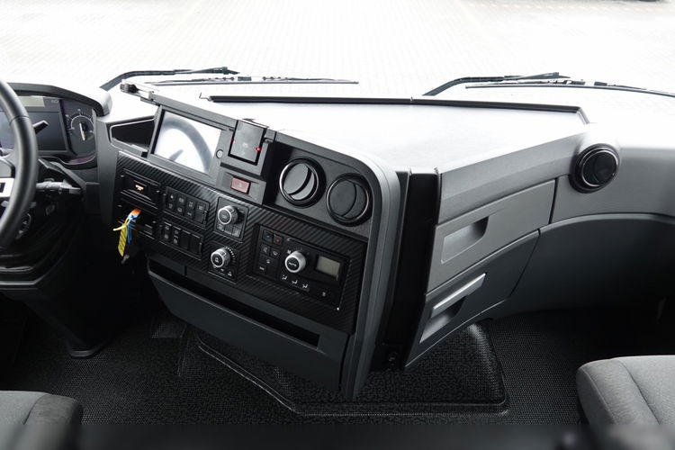 Renault T 520 / 13L / HIGH CAB / 2022 ROK / 170 TYS. KM / PO KONTRAKCIE SERWISOWYM zdjęcie 31