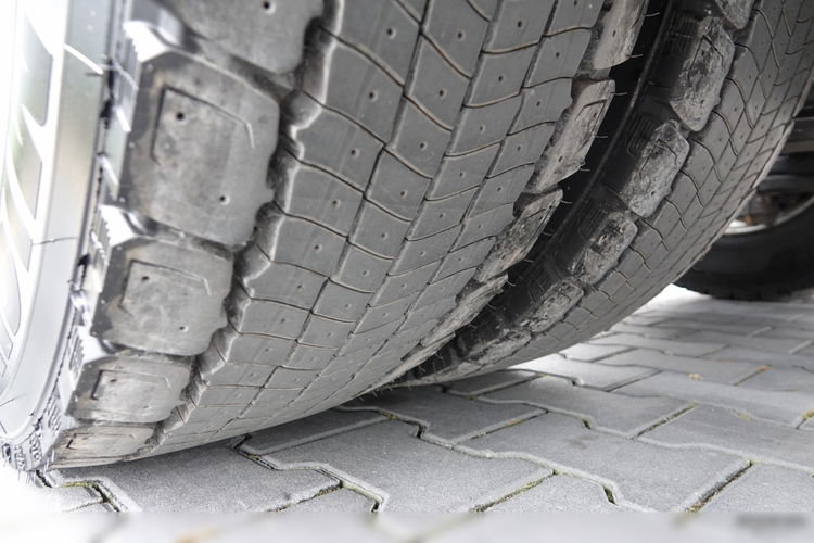 Scania R 500 / RETARDER / OPONY 100% / PO KONTRAKCIE SERWISOWYM zdjęcie 19