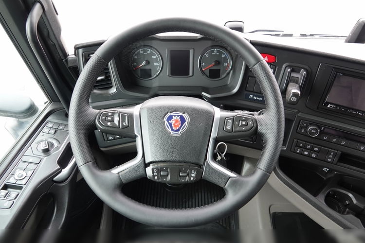Scania R 500 / RETARDER / OPONY 100% / PO KONTRAKCIE SERWISOWYM zdjęcie 26