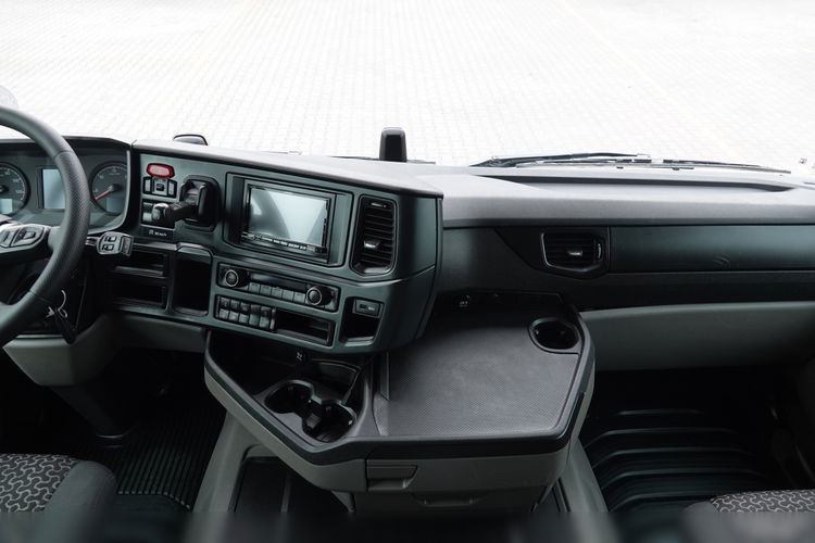 Scania R 500 / RETARDER / OPONY 100% / PO KONTRAKCIE SERWISOWYM zdjęcie 29