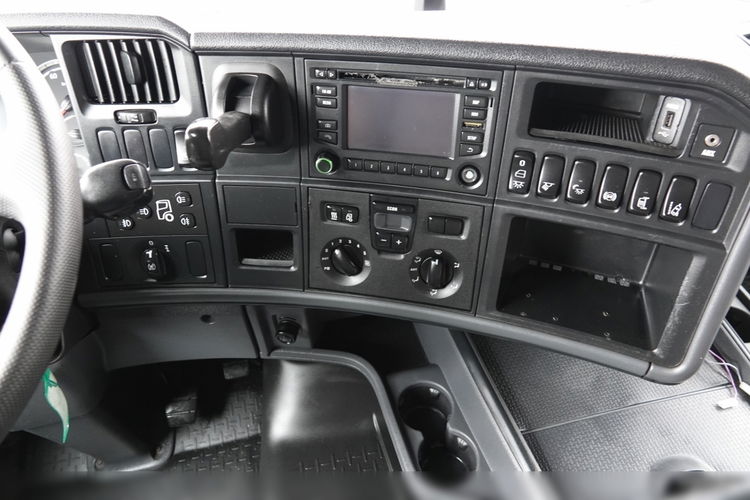 Scania R 450 / RETARDER / HYDRAULIKA / BEZ EGR / ALUFELGI / PO KONTRAKCIE SERWISOWYM / SPROWADZONA zdjęcie 30