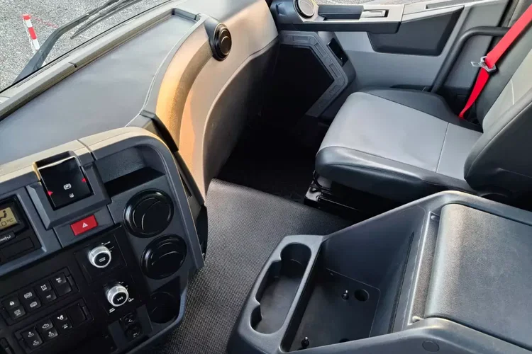 Renault C480 SILNIK 13L / 8x4 / WYWROTKA / HYDRAULICZNA TYLNA KLAPA / zdjęcie 21