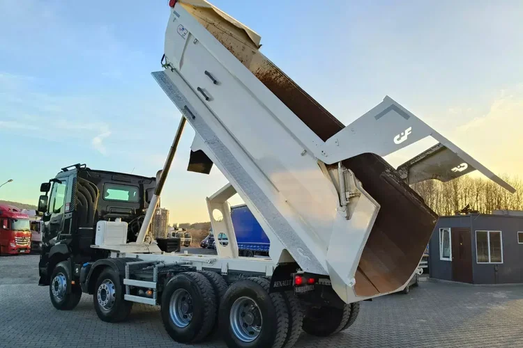 Renault C480 SILNIK 13L / 8x4 / WYWROTKA / HYDRAULICZNA TYLNA KLAPA / zdjęcie 4