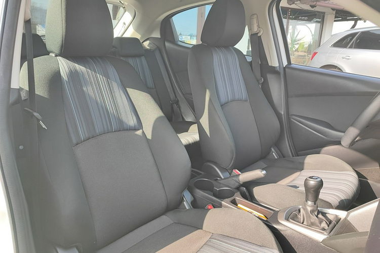 Mazda 2 1.5 SKYACTIV-G Prime-Line zdjęcie 16