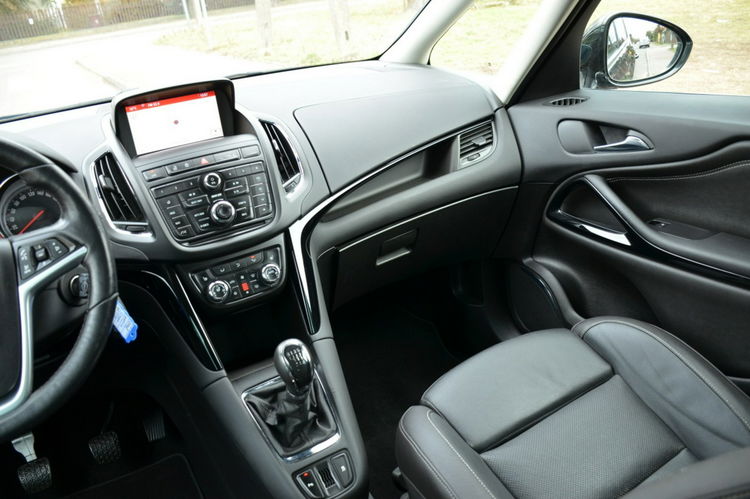 Opel Zafira Zarejestrowana 1.4T+Gaz Serwis 100% Org.lakier 7 foteli Navi Skóra zdjęcie 26