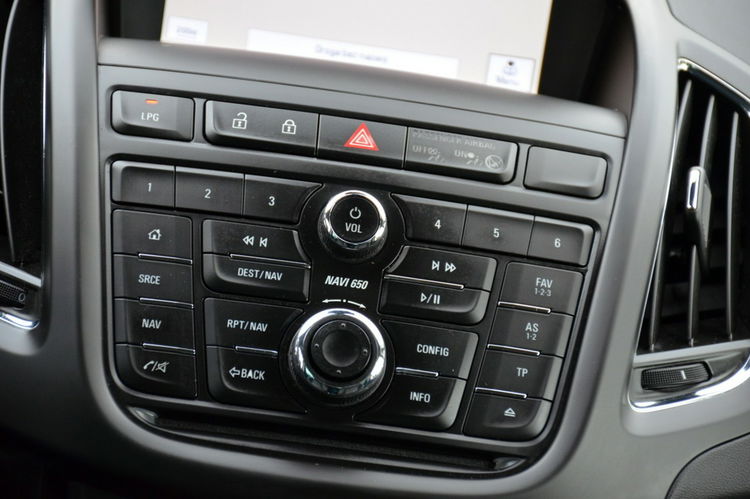 Opel Zafira Zarejestrowana 1.4T+Gaz Serwis 100% Org.lakier 7 foteli Navi Skóra zdjęcie 30