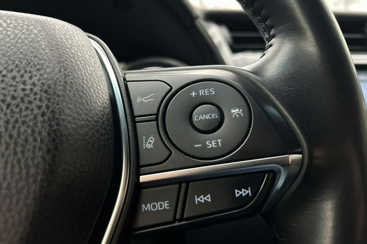 Toyota Camry 2.5 HSD 218KM COMFORT, salon Polska, gwarancja, FV23% zdjęcie 23