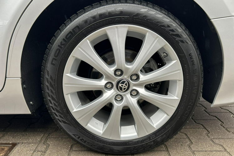 Toyota Camry 2.5 HSD 218KM COMFORT, salon Polska, gwarancja, FV23% zdjęcie 31
