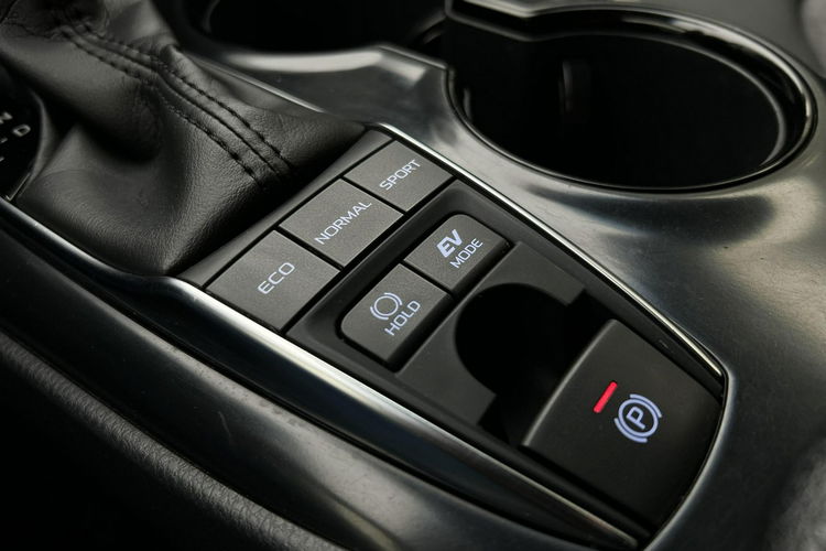 Toyota Camry 2.5 HSD 218KM COMFORT, salon Polska, gwarancja, FV23% zdjęcie 24