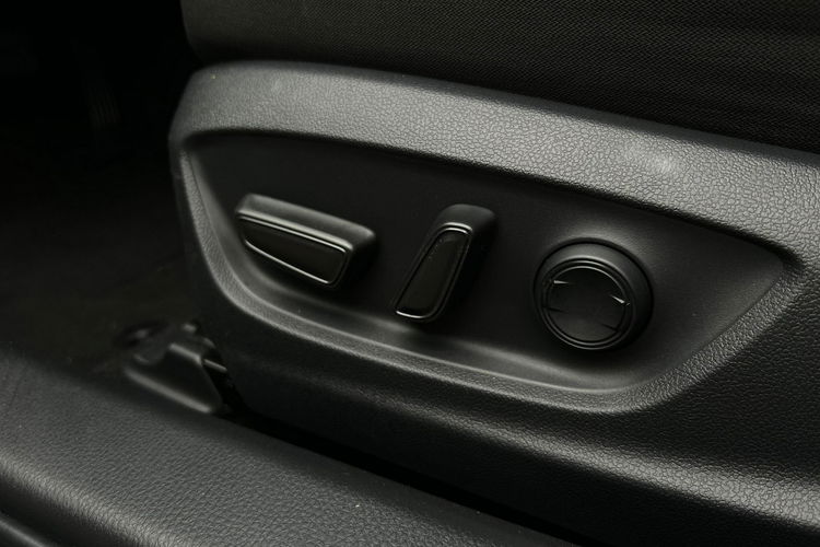 Toyota Camry 2.5 HSD 218KM COMFORT, salon Polska, gwarancja, FV23% zdjęcie 26