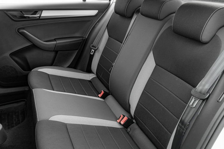 Skoda RAPID GD3H739#1.0 TSI Ambition Cz.cof Climatronic Bluetooth Salon PL VAT 23% zdjęcie 29