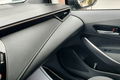 samochód osobowy Toyota zdjęcie 30