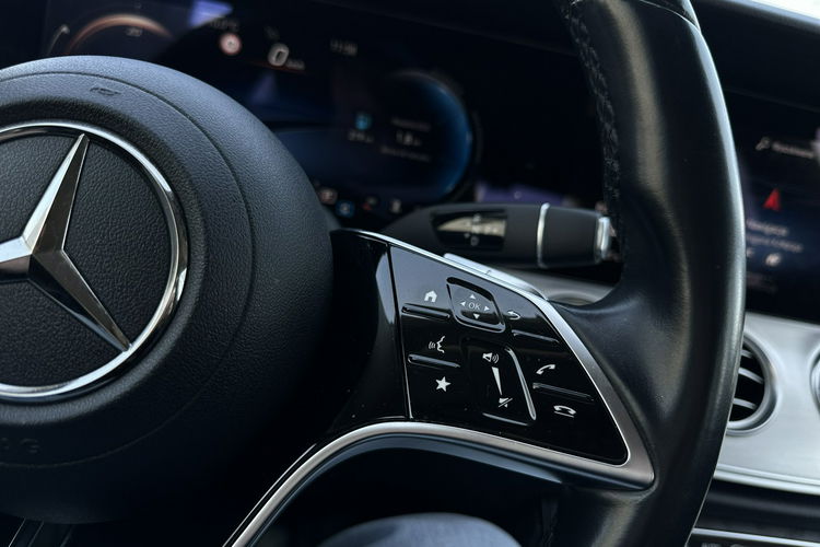 Mercedes E 220 Salon Polska Poleasingowy I właściciel Serwis ASO VAT 23% Bezwypadkowy zdjęcie 14