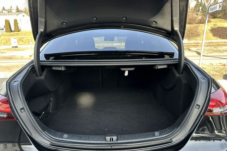 Mercedes E 220 Salon Polska Poleasingowy I właściciel Serwis ASO VAT 23% Bezwypadkowy zdjęcie 26