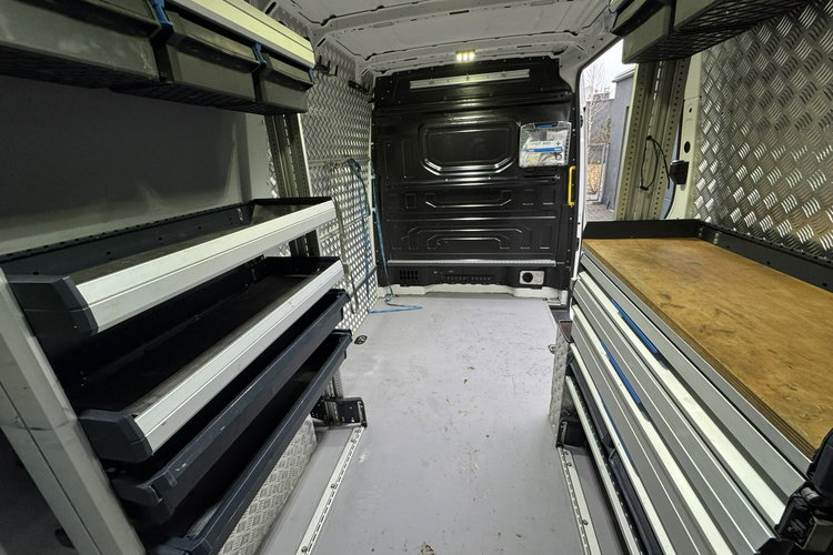 Volkswagen Crafter Salon Polska Poleasingowy I właściciel Serwis ASO VAT 23% Bezwypadkowy zdjęcie 19