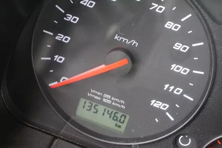 Iveco TRAKKER / 480 / E 6 / WYWROTKA / 8 X 4 / HYDROBURTA / RETARDER zdjęcie 12