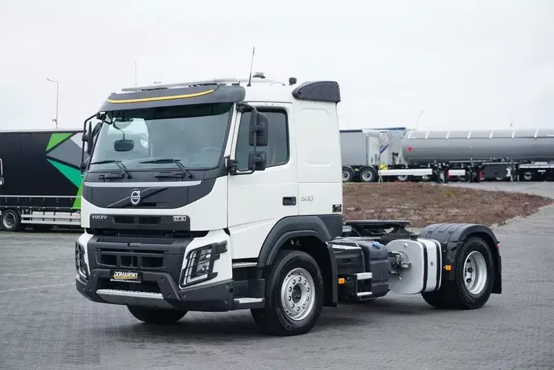 ciągnik siodłowy Volvo zdjęcie 1