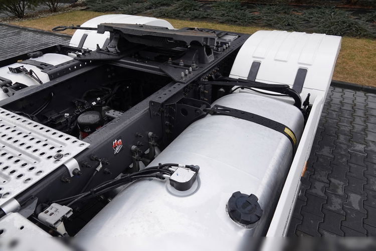 Renault T 520 / 13 L / RETARDER / KLIMA POSTOJOWA / OPONY 100% / PO KONTRAKCIE SERWISOWYM zdjęcie 11