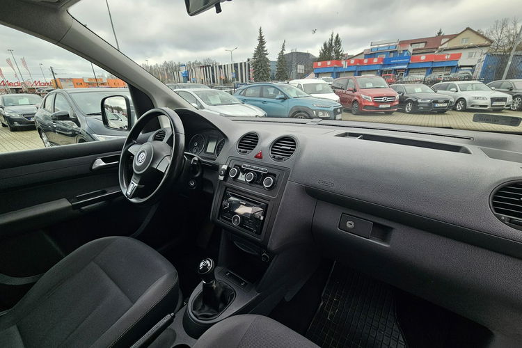 Volkswagen Caddy 5 osobowy, hak, klimatyzacja, zdjęcie 19