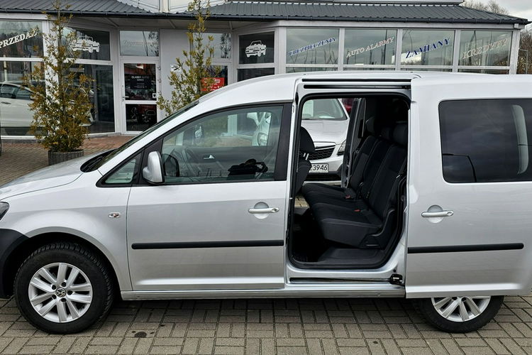 Volkswagen Caddy 5 osobowy, hak, klimatyzacja, zdjęcie 7