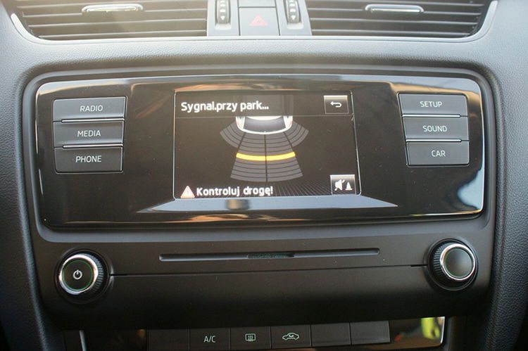 Skoda Octavia zdjęcie 12