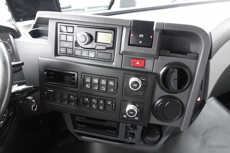 Renault C 380 / 6x4 / SKRZYNIOWY 6.6 m / + HDS HIAB 188 x-hiduo wysów: 12, 5 M / STEROWANIE RADIOWE / 2017 ROK / EURO 6 zdjęcie 44