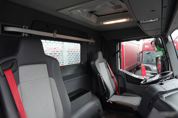 Renault C 380 / 6x4 / SKRZYNIOWY 6.6 m / + HDS HIAB 188 x-hiduo wysów: 12, 5 M / STEROWANIE RADIOWE / 2017 ROK / EURO 6 zdjęcie 49