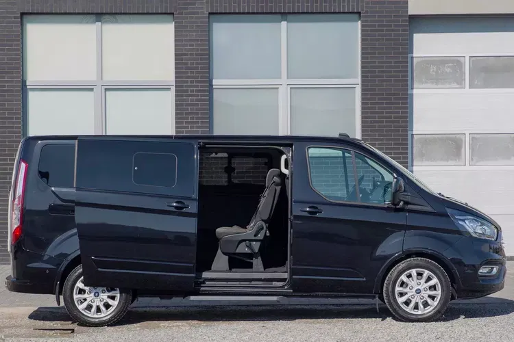 Ford tourneo-custom zdjęcie 3