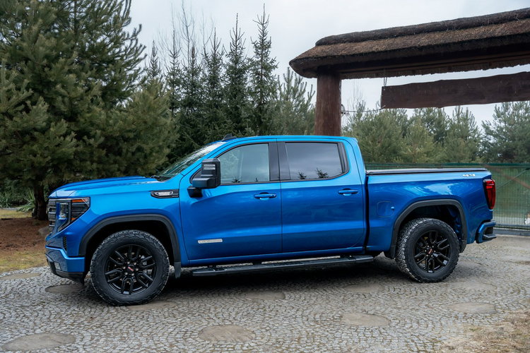 Sierra 3.0 R6 / 277 KM / 4x4 / 2023 / Bezwypadkowy / Niski przebieg zdjęcie 13