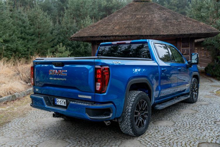 Sierra 3.0 R6 / 277 KM / 4x4 / 2023 / Bezwypadkowy / Niski przebieg zdjęcie 4
