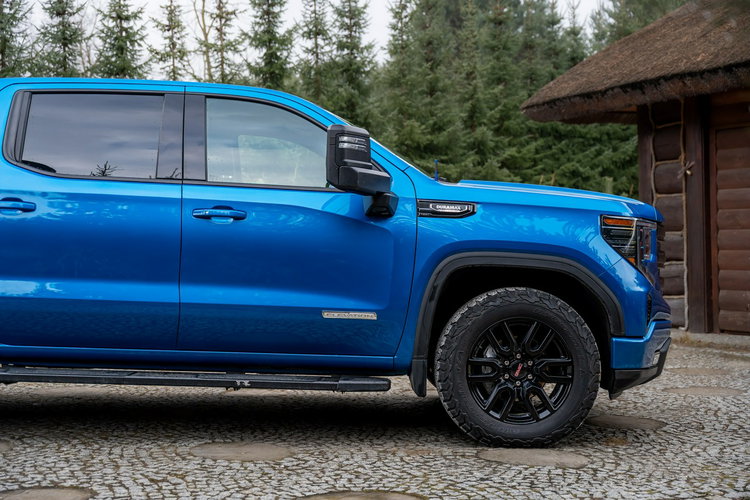 Sierra 3.0 R6 / 277 KM / 4x4 / 2023 / Bezwypadkowy / Niski przebieg zdjęcie 9