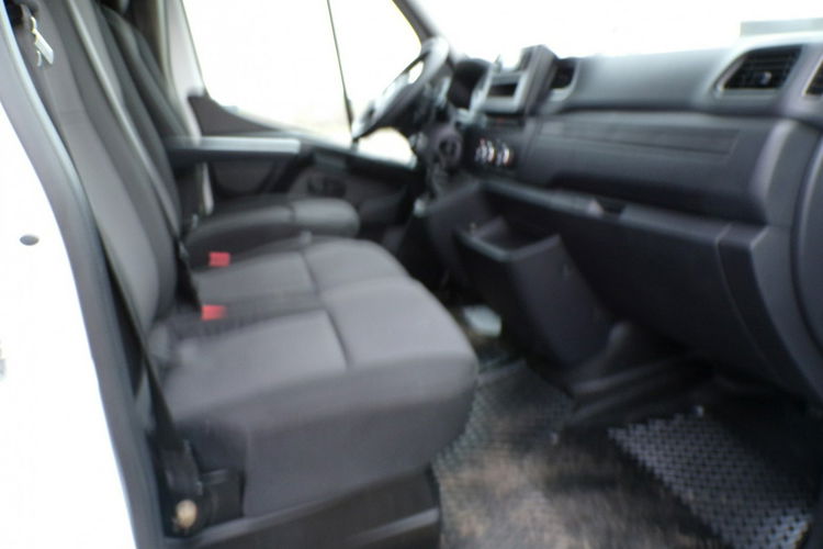 Master RENAULT MASTER plandeka 10 ep polski salon leasing winda 8.9.10 ep zdjęcie 4