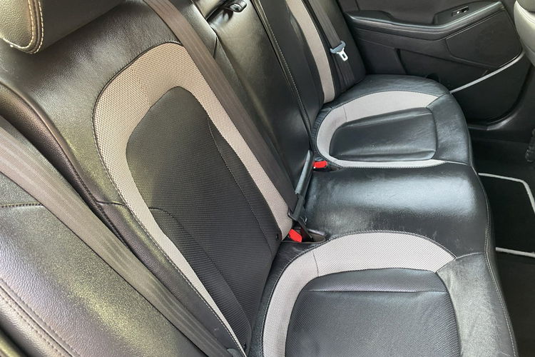 Kia Optima +LIFT+LEDY przód i tył+PODGRZEWANE i WENTYLOWANE fotele+SKÓRA+tempomat zdjęcie 28