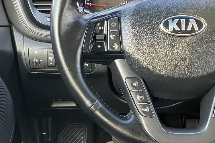 Kia Optima +LIFT+LEDY przód i tył+PODGRZEWANE i WENTYLOWANE fotele+SKÓRA+tempomat zdjęcie 32