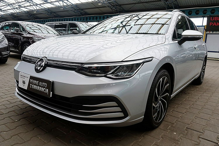 Volkswagen Golf 1.5 eTSI ACC+DSG+Led+Podgrz.Kierow ASO GWARANCJA I-wł Kraj Bezwyp F23% 4x2 zdjęcie 8