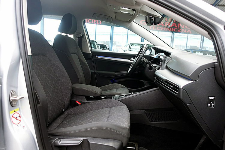 Volkswagen Golf 1.5 eTSI ACC+DSG+Led+Podgrz.Kierow ASO GWARANCJA I-wł Kraj Bezwyp F23% 4x2 zdjęcie 9