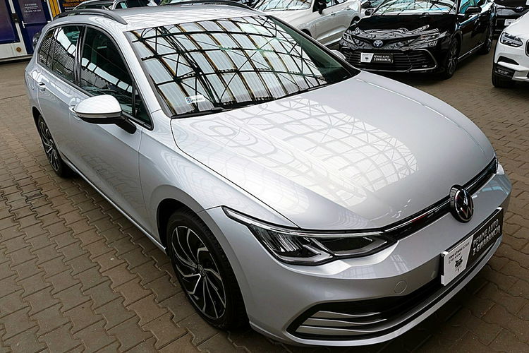 Volkswagen Golf 1.5 eTSI ACC+DSG+Led+Podgrz.Kierow ASO GWARANCJA I-wł Kraj Bezwyp F23% 4x2 zdjęcie 60