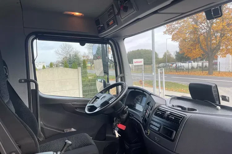 Mercedes ATEGO 818 klima, pneumatyka zdjęcie 10