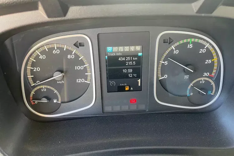 Mercedes ATEGO 816, ładowność 3.1 tony zdjęcie 10