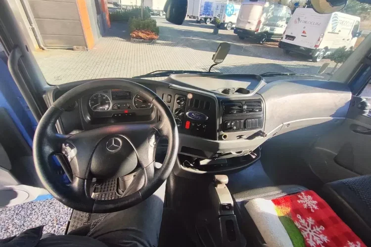 Mercedes Atego zdjęcie 27