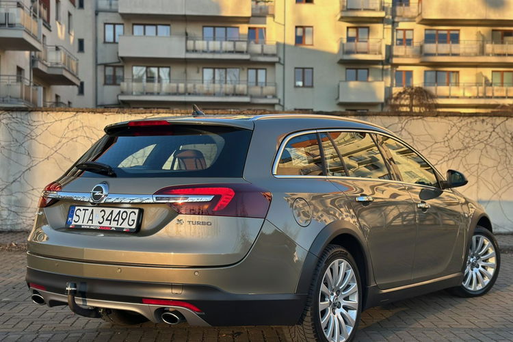 Opel Insignia 2.0 Turbo 4x4 MAXX Country zdjęcie 13