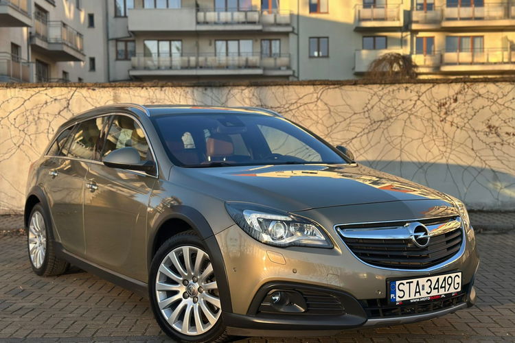 Opel Insignia 2.0 Turbo 4x4 MAXX Country zdjęcie 4