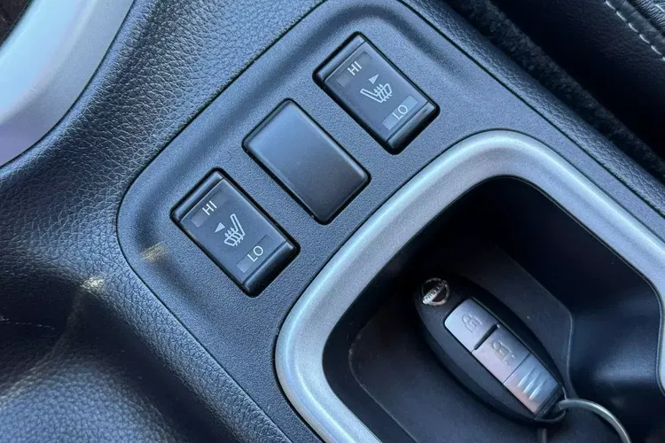 Nissan navara zdjęcie 31