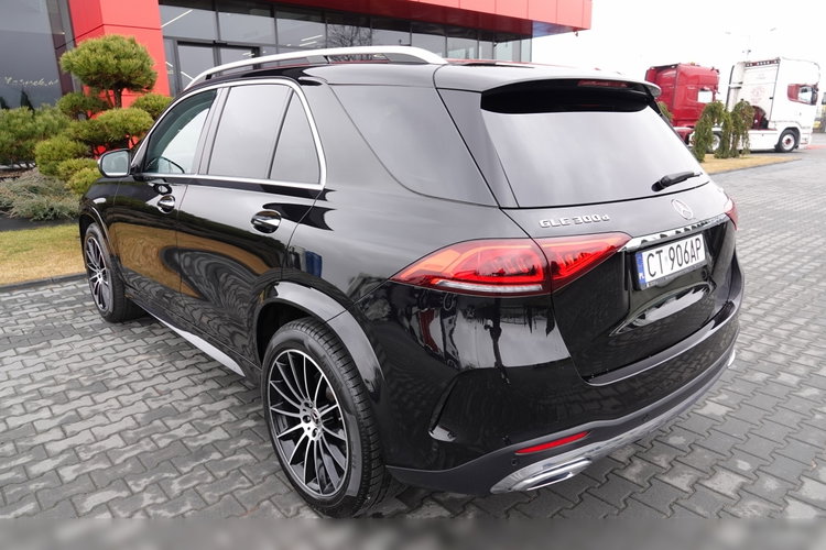 Mercedes GLE 300 D / 4MATIC / 9G-TRONIC / 272 KM / SALON POLSKA / NISKI PRZEBIEG / AIRMATIC zdjęcie 13