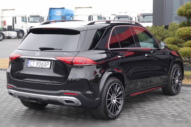 Mercedes GLE 300 D / 4MATIC / 9G-TRONIC / 272 KM / SALON POLSKA / NISKI PRZEBIEG / AIRMATIC zdjęcie 14