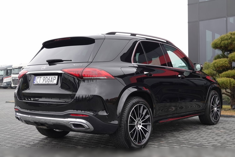 Mercedes GLE 300 D / 4MATIC / 9G-TRONIC / 272 KM / SALON POLSKA / NISKI PRZEBIEG / AIRMATIC zdjęcie 15